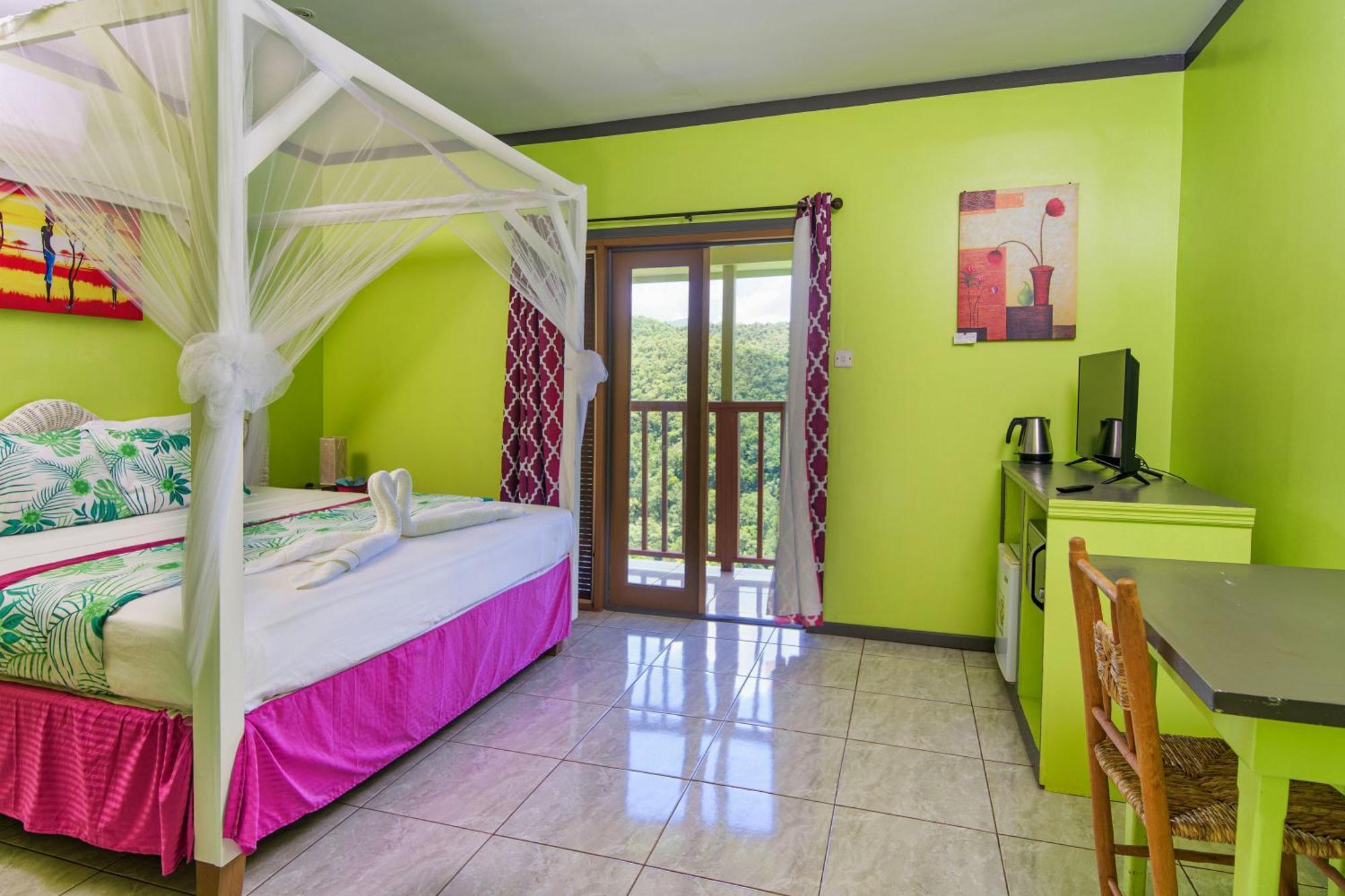 Tropical Paradise View Anse La Raye المظهر الخارجي الصورة