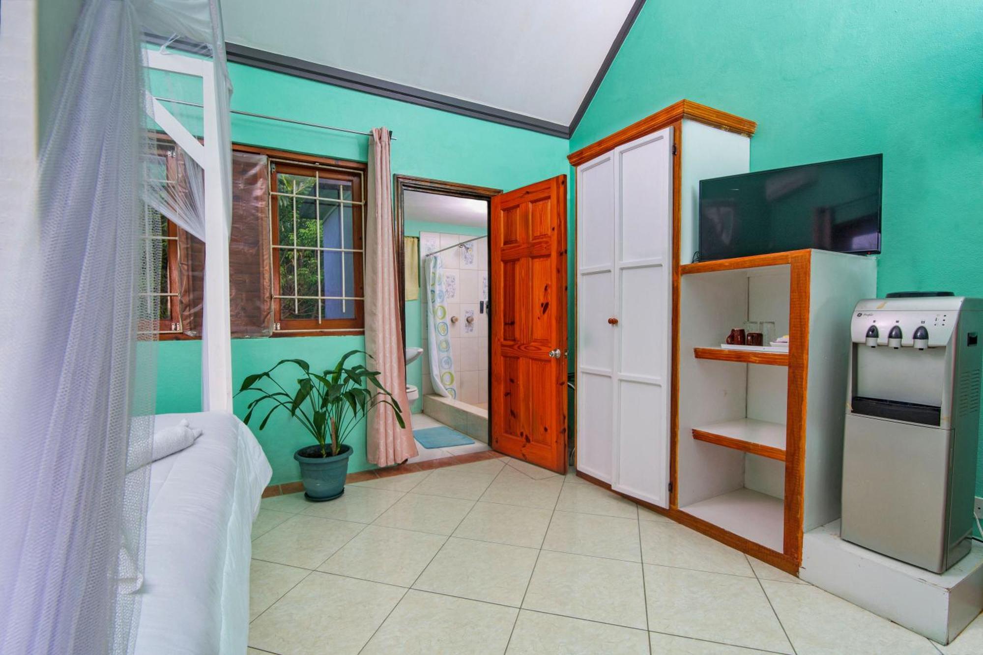 Tropical Paradise View Anse La Raye المظهر الخارجي الصورة