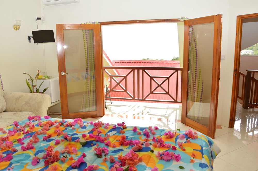 Tropical Paradise View Anse La Raye المظهر الخارجي الصورة